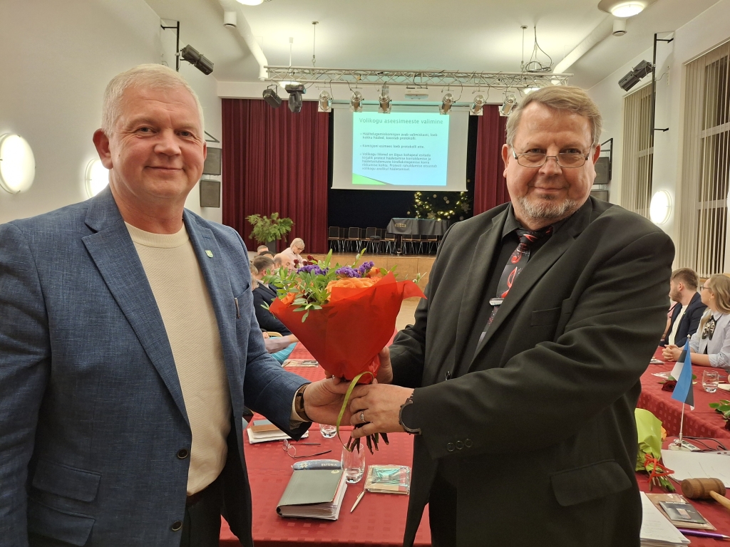 Urmas Kristal_Meelis Välis.jpg