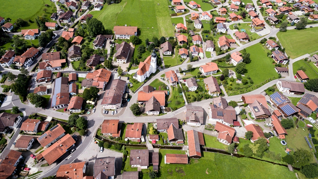 Küla. Photo by Andreas Gücklhorn on Unsplash.jpg